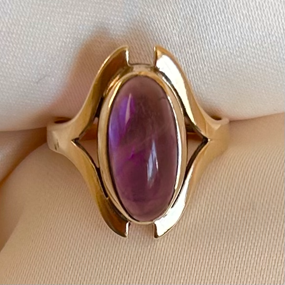 Amethyst Gold Ring